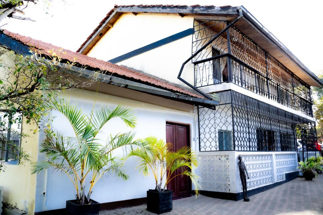 Wakawaka Hostel Arusha Extérieur photo